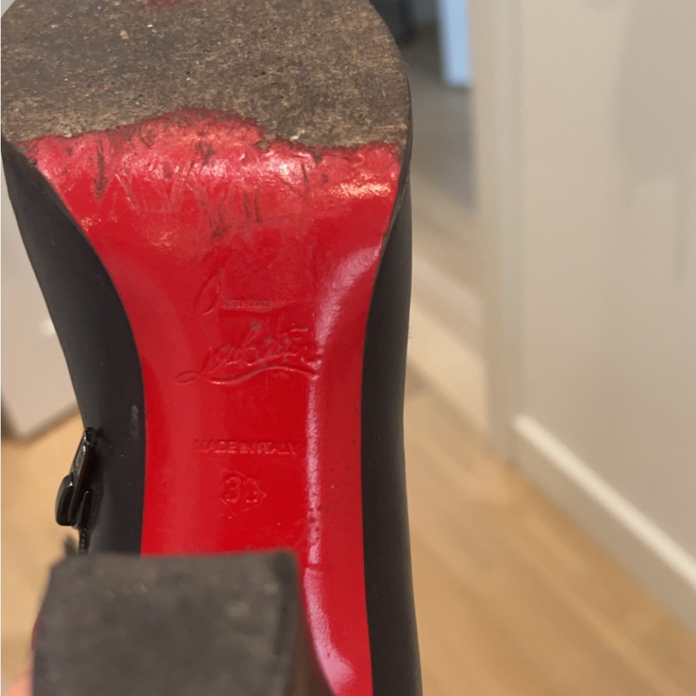Christian Louboutin Cuoio Heel Black Boots size 38 - Picture 4 of 4